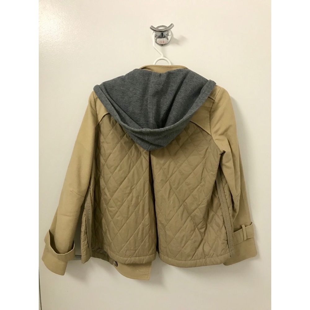 Chic Jacket Perfect For Spring/Fall! - image 2